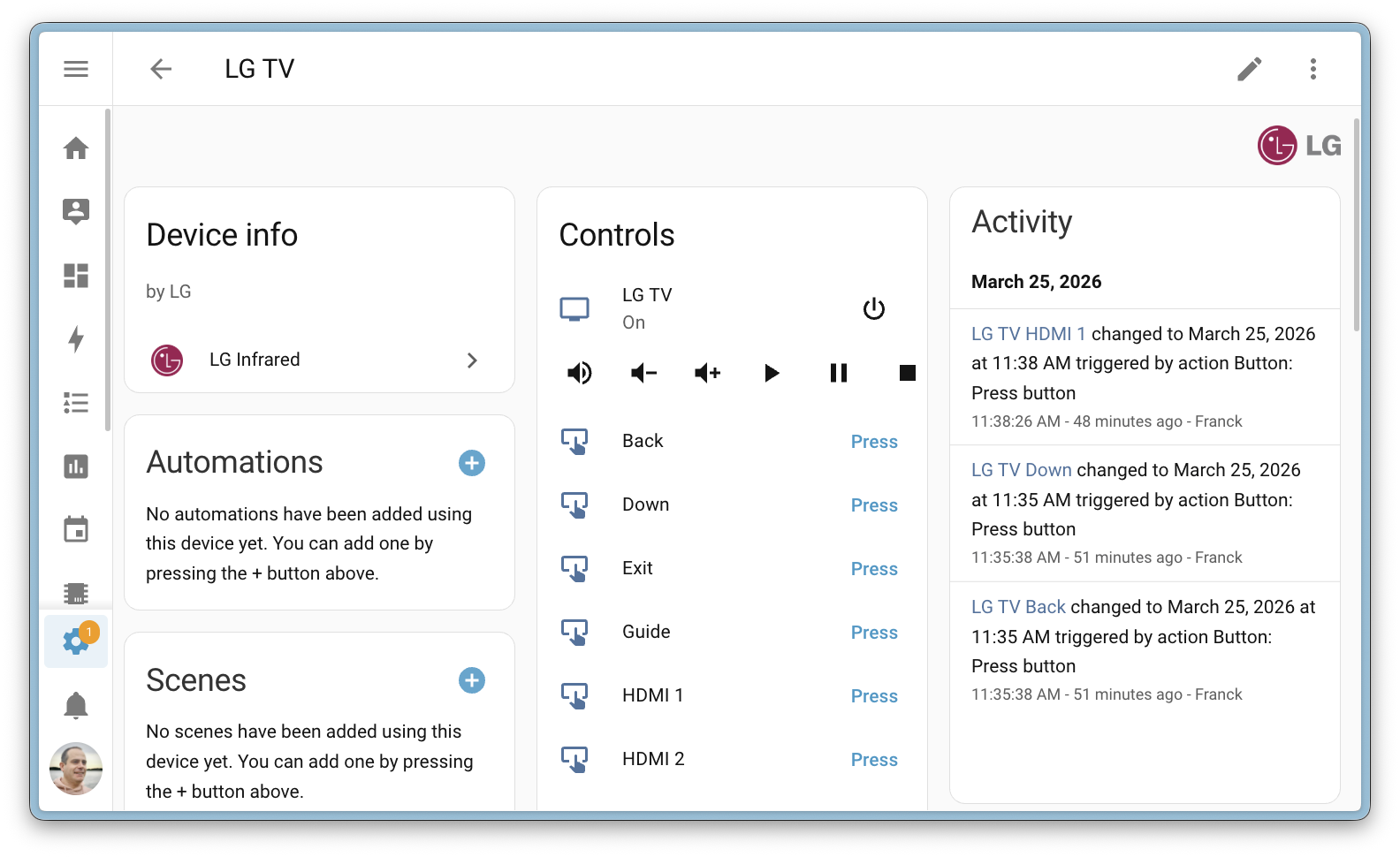 Capture d'écran de la page du périphérique LG TV dans Home Assistant, montrant les commandes du lecteur multimédia pour l'alimentation, le volume et la lecture, ainsi que les entités bouton pour la navigation, la sélection d'entrée HDMI et d'autres fonctions de la télécommande.